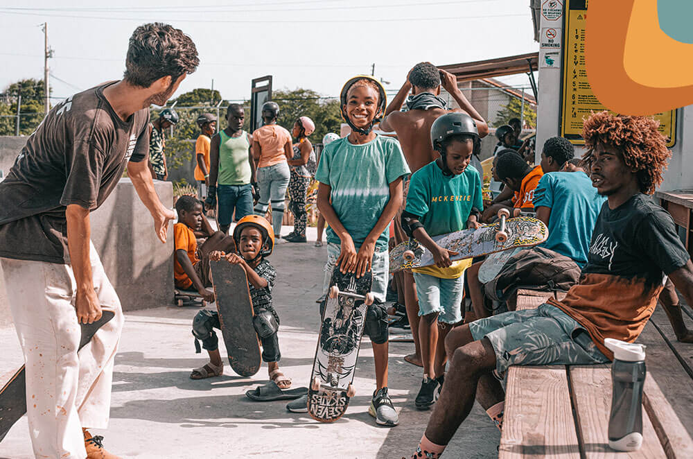 Tim van Asdonck teaching Edu-Skate at the Freedom Skatepark in Jamaica